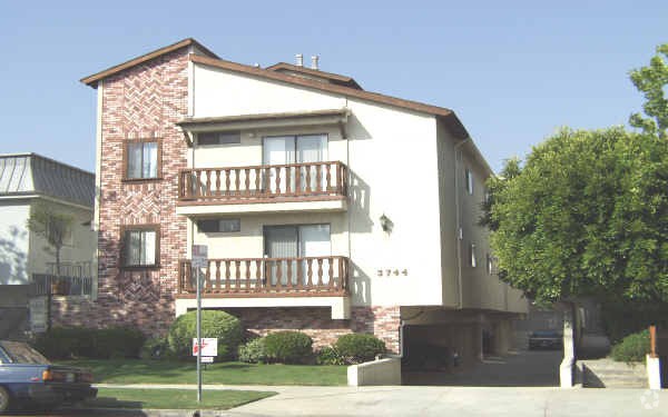 Foto del edificio - 3744 Delmas Ter