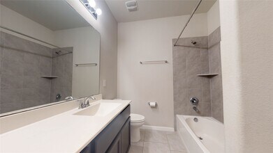 Building Photo - 28715 Possession Island Ln