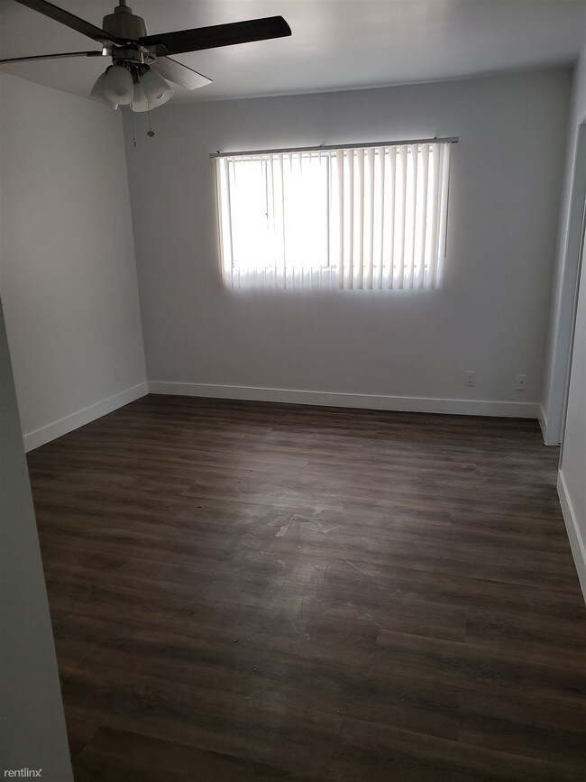Building Photo - 3 br, 2 bath  - 1339 N Hobart Blvd 6
