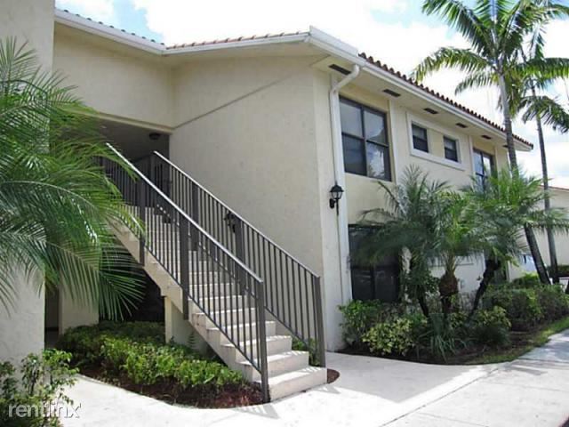 Primary Photo - 1500 Lake Crystal Dr