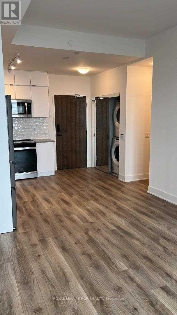 Photo du bâtiment - 100 Eagle Rock Way