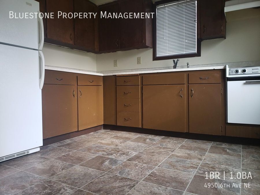 Primary Photo - 1 bedroom x 1 bath Apartment in Keizer - A...