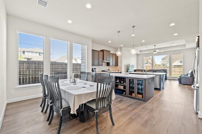 Building Photo - 12826 Raemoir Dr