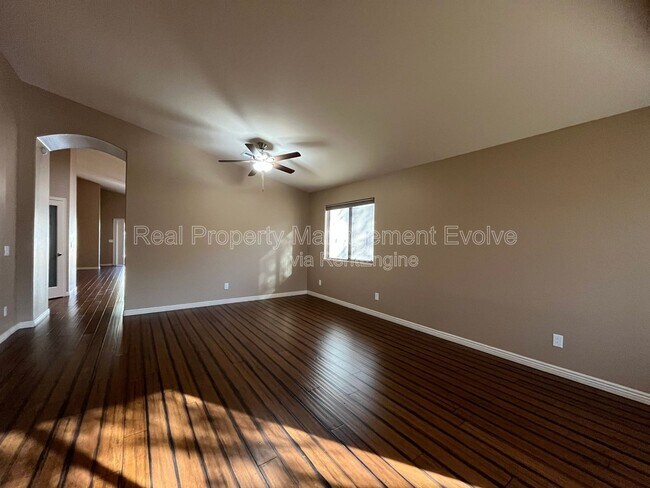 Foto del edificio - 12022 W Morning Dove Dr