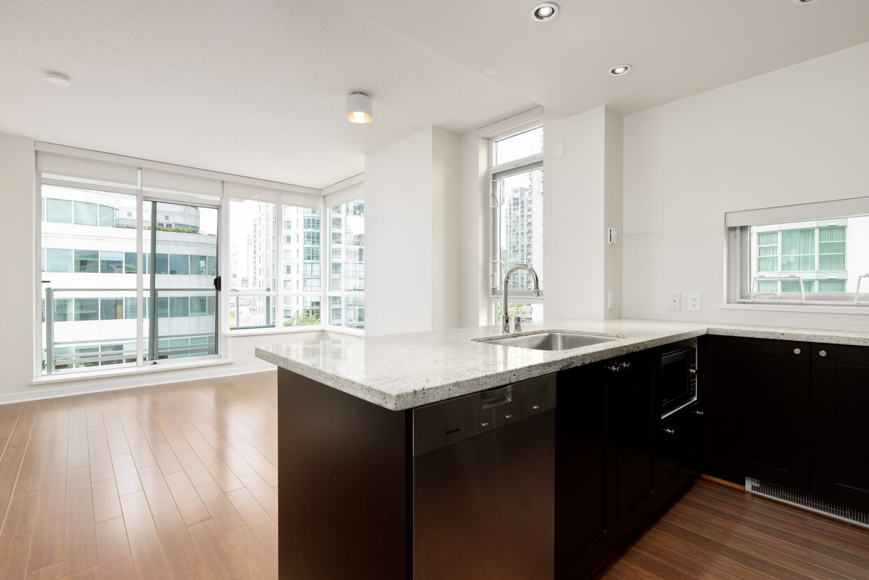 Photo principale - 821-821 Cambie St