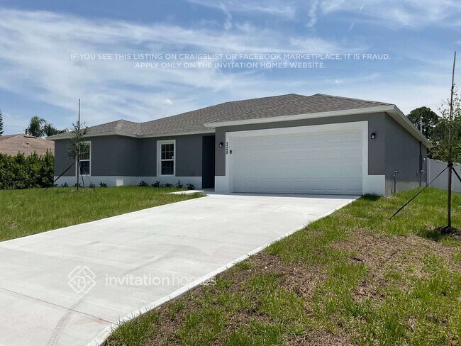 Building Photo - 228 Galicia St SW
