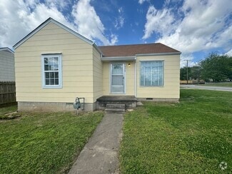 Building Photo - 750 N Florence Pl