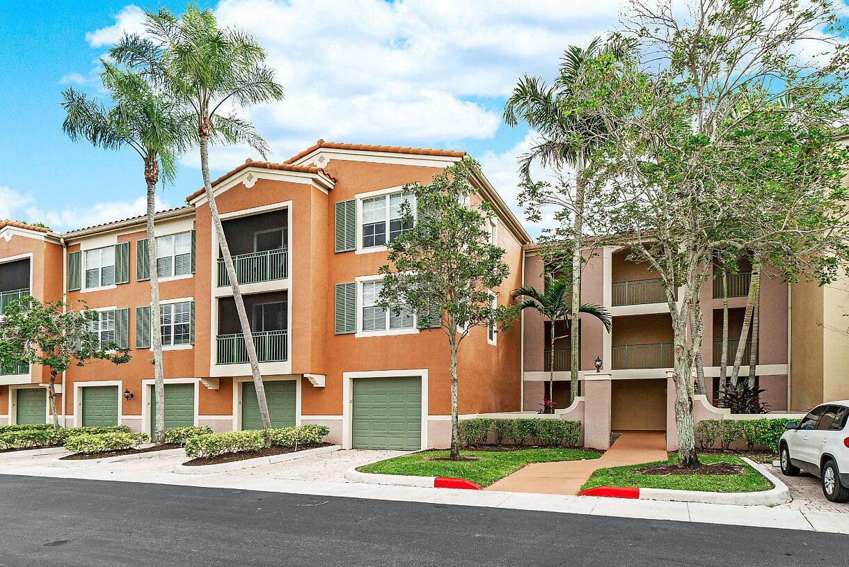 11740 St Andrews Place Unit 308, Wellington, FL 33414 Condo for Rent