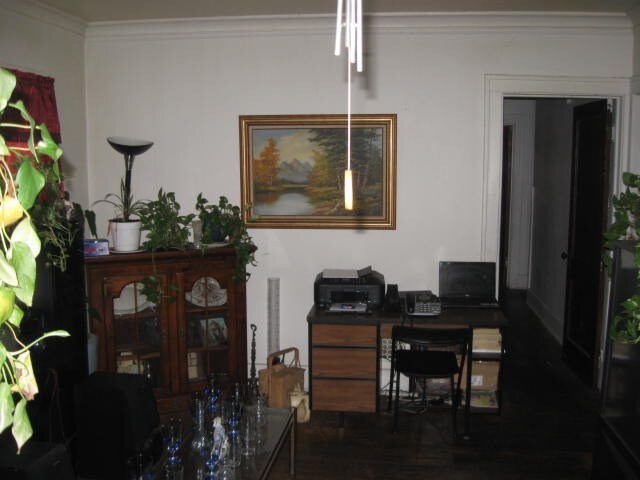 Building Photo - 1609-1611 Saint Paul St