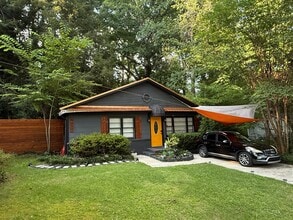 Building Photo - 4650 Ridge Dr