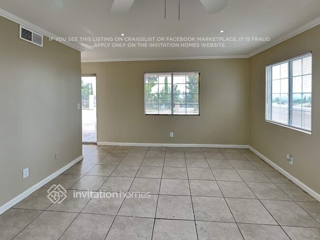 Building Photo - 13466 Almetz St