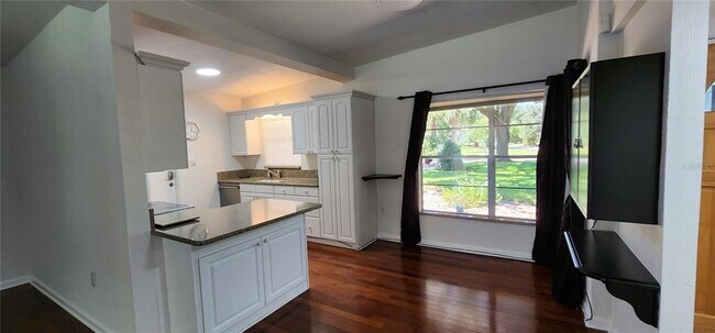 Foto del edificio - 424 Dunraven Dr