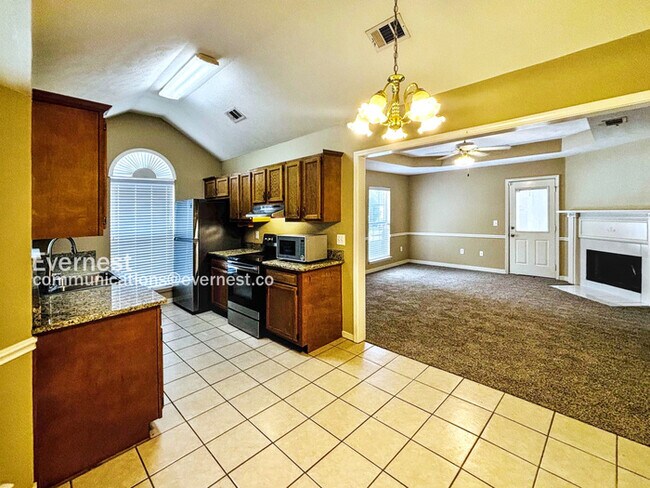 Foto del edificio - 3007 Willow Dr