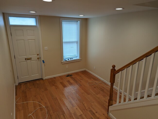 Building Photo - 650 Melvin Dr
