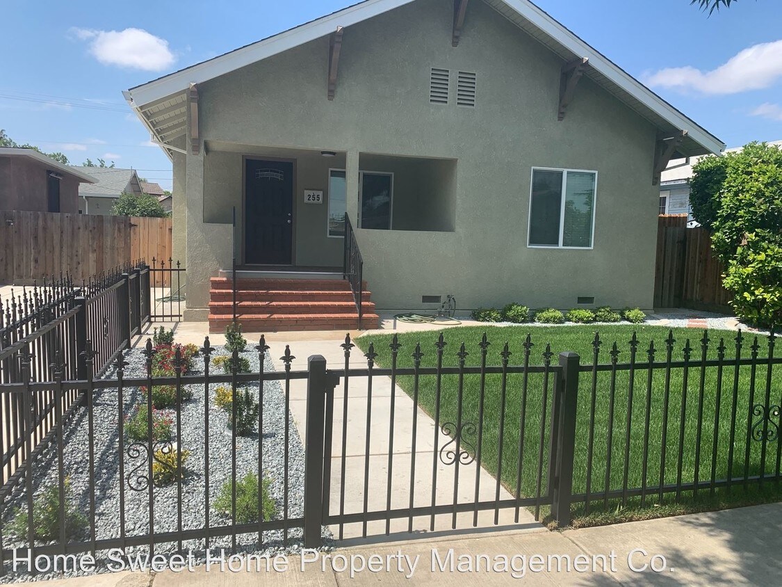 Primary Photo - 2 br, 2 bath House - 255 J Street