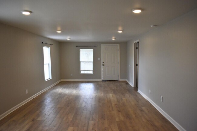 Photo - 2604 Cannon Ave House