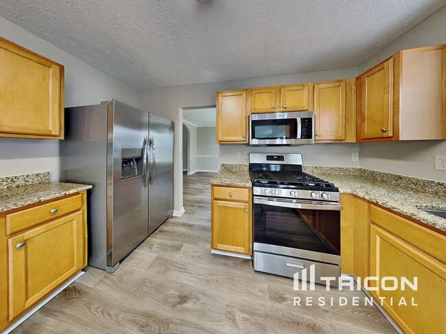 Foto del edificio - 8127 Valley Ridge Dr