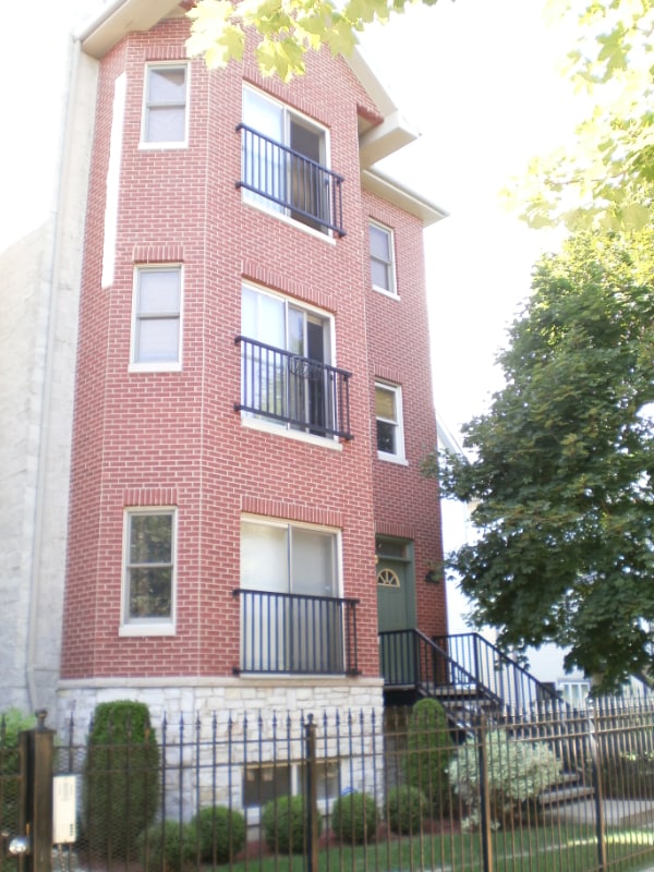 Building Photo - 6546 S Kenwood Ave