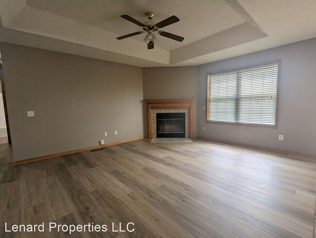 Foto del edificio - 3 br, 2 bath House - 553 N Chandler Ave