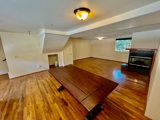 Sala de estar - 6820 Whitley Ter