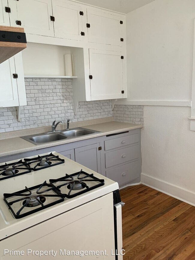 Building Photo - 1 br, 1 bath House - 507 Gidding Apt B.
