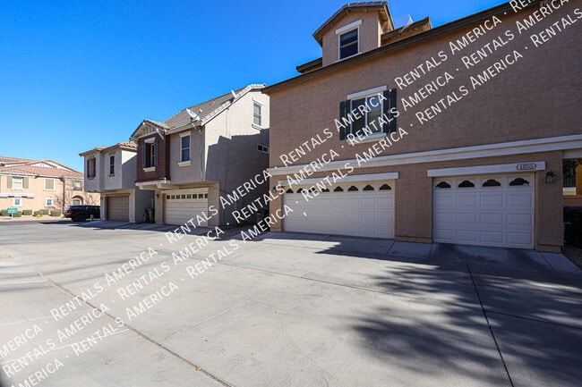 Foto del edificio - 4057 E Windsor Dr