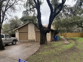 Building Photo - 7503 St Amant Pl