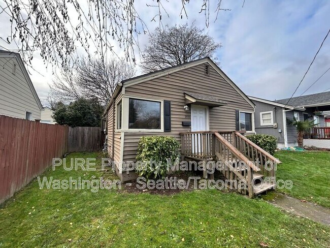 Building Photo - 3806 S Asotin St