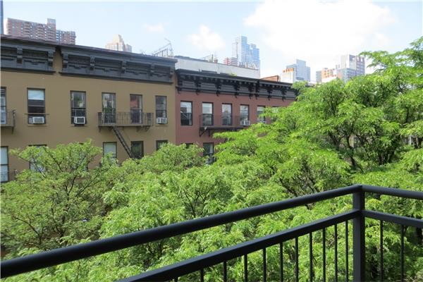 Building Photo - 447 West 47th Street