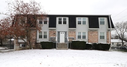 Building Photo - 310 E Edgewood Dr