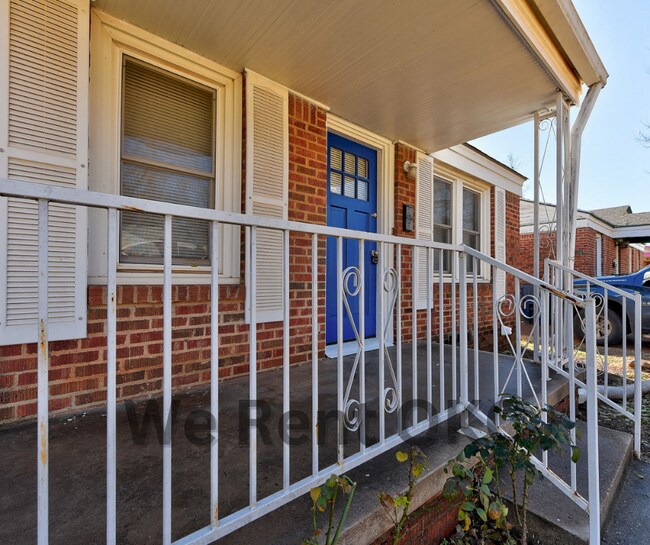 Foto del edificio - 1216 Bellevidere Dr