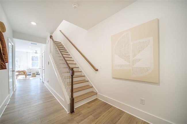 Building Photo - 1507 Albert Ln NW