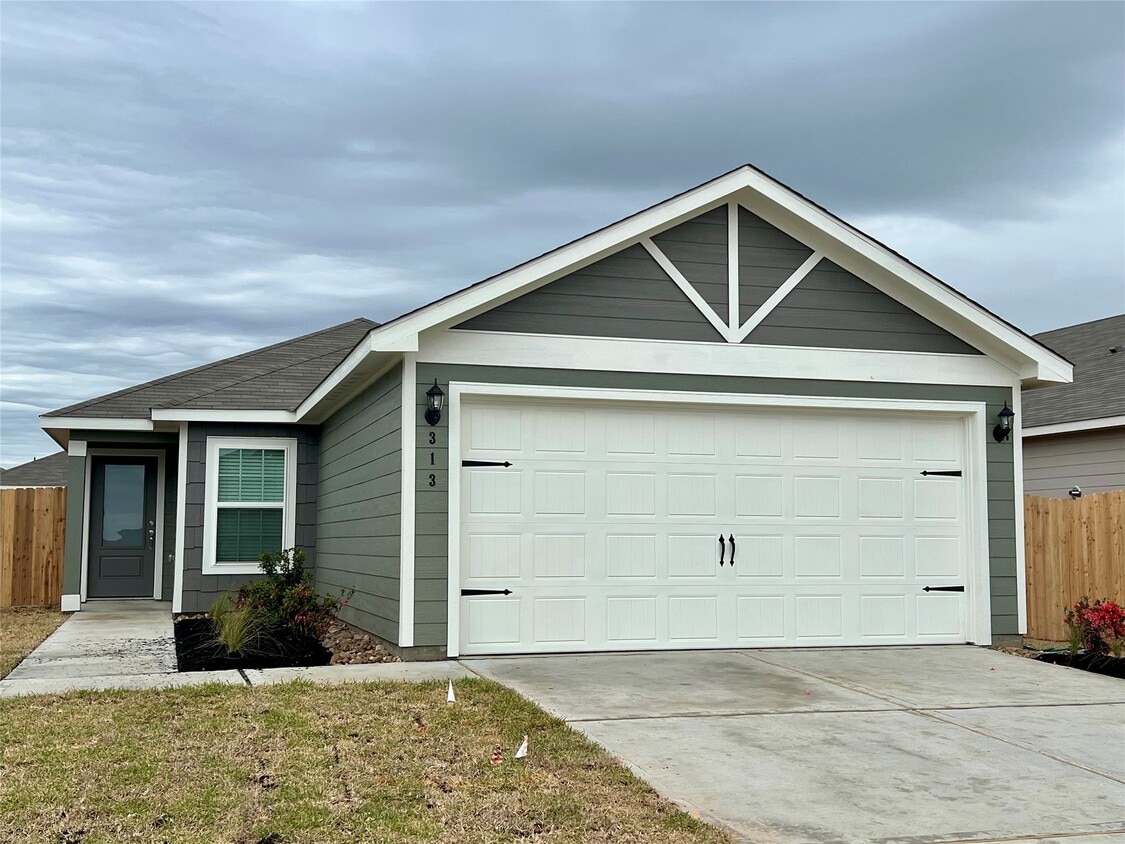 Foto principal - 313 Grayson Baw Ln