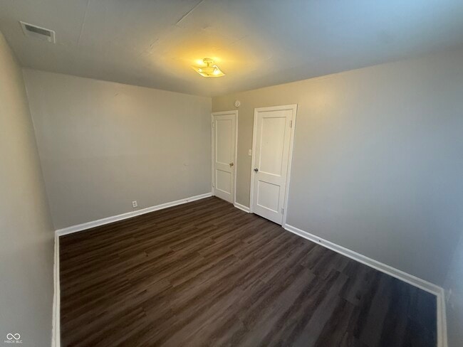 Foto del edificio - 5959 E 24th St