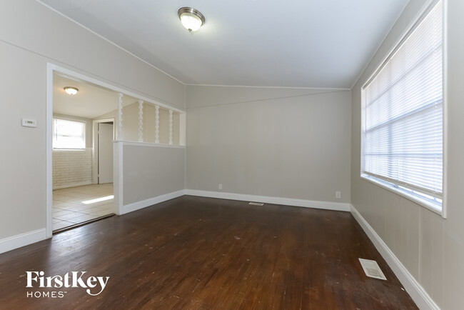 Foto del edificio - 8705 E 91st Terrace