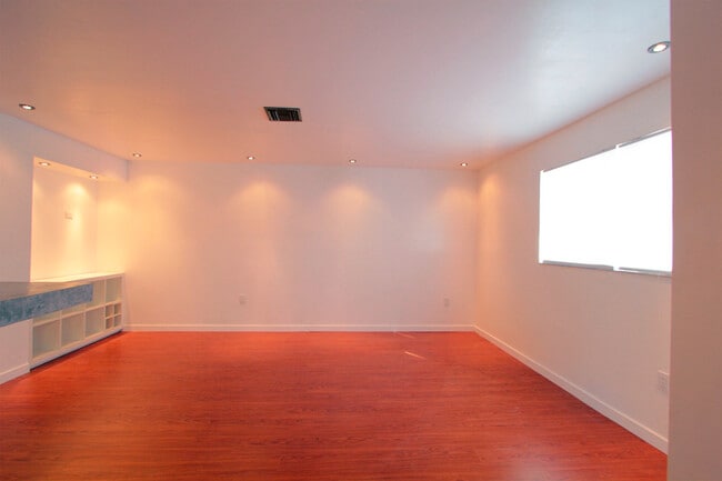 Foto del edificio - 6440 SW 130th Ave
