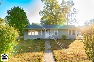Building Photo - 4814 Blum Dr