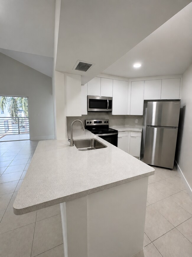 Foto del edificio - 9731 Fontainebleau Blvd