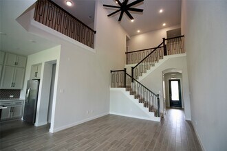 Building Photo - 6542 Scarlet Pond Ln