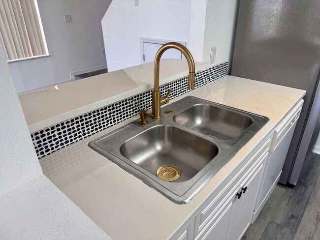 Building Photo - Modern 3-Bedroom rental in Davenport, FL