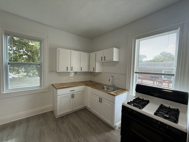 Photo - 3715 Dina Ave Apartment