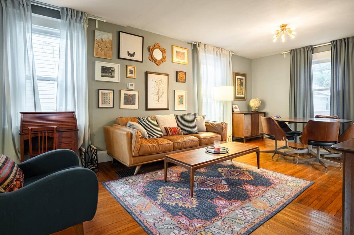 Foto principal - 3935 Oak Park Pl