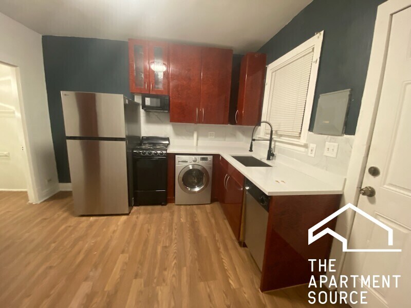 Foto principal - 1016 W Cullerton St