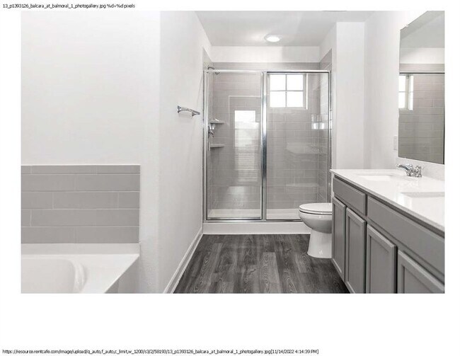 Foto del edificio - 15845 Mountlong Dr