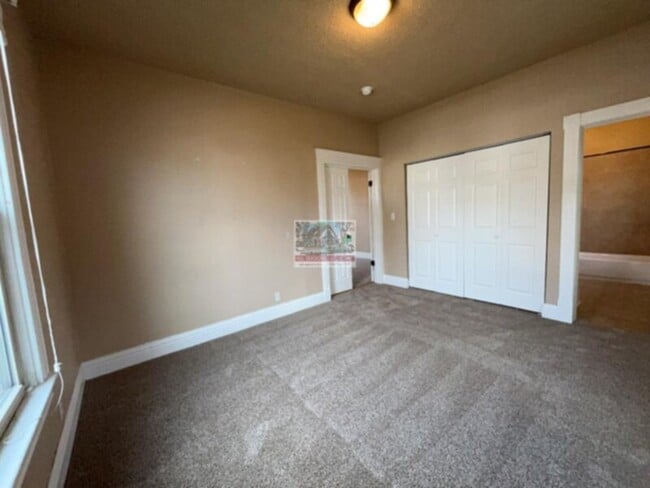 Building Photo - completely remodeled home near downtown