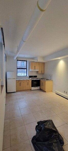 Foto del edificio - 37-20 85th St