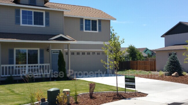 Foto del edificio - 1080 NW Redwood Ave