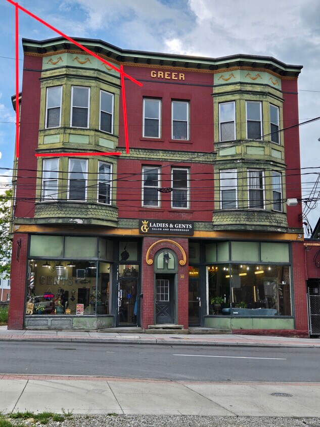 Foto principal - 222 Pleasant St