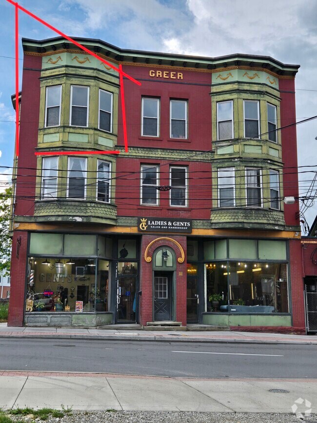 Building Photo - 222 Pleasant St