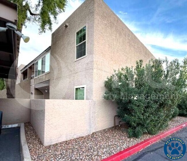 Foto del edificio - 5998 N 78th St